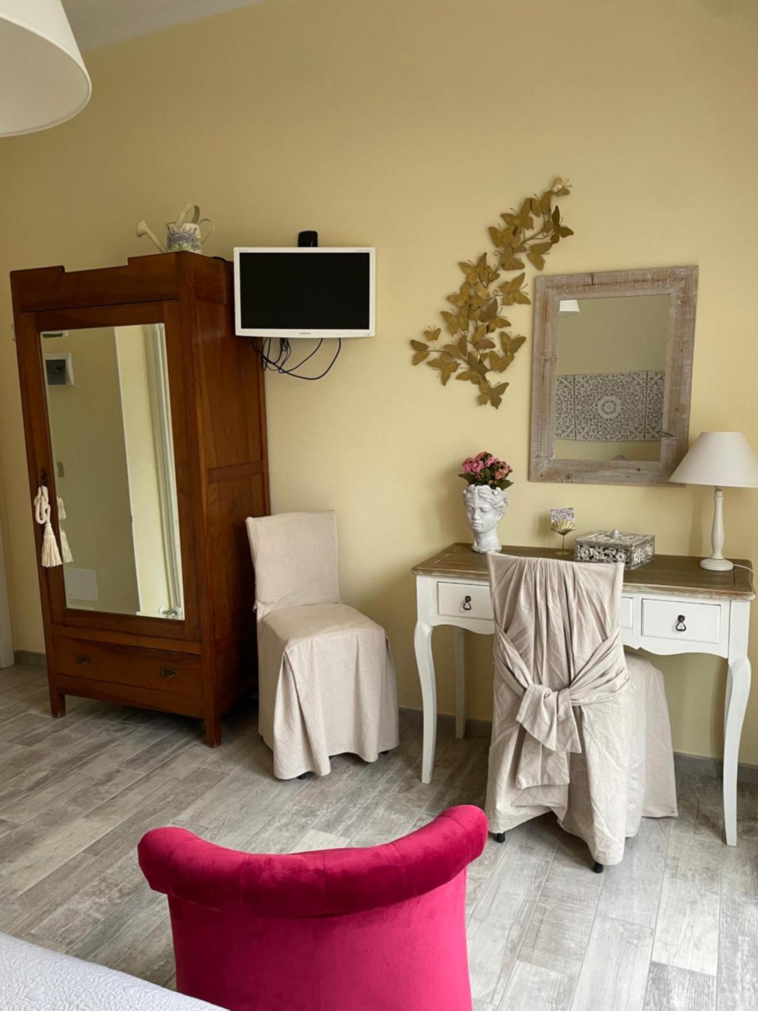 Annali Casa Vacanze - Shabby Style Nella Natura La Spezia Luaran gambar